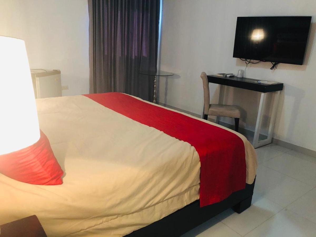 באני Dpravia Hotel Srl מראה חיצוני תמונה
