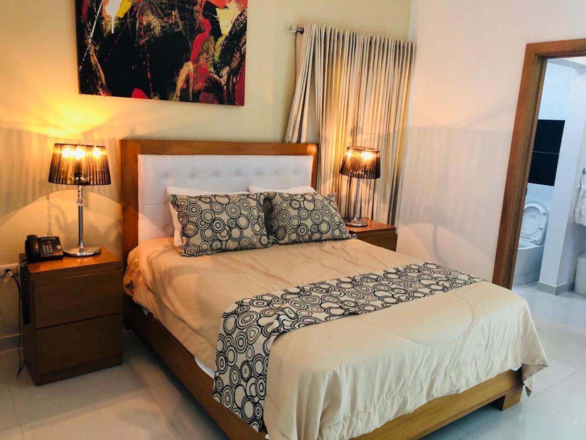 באני Dpravia Hotel Srl מראה חיצוני תמונה