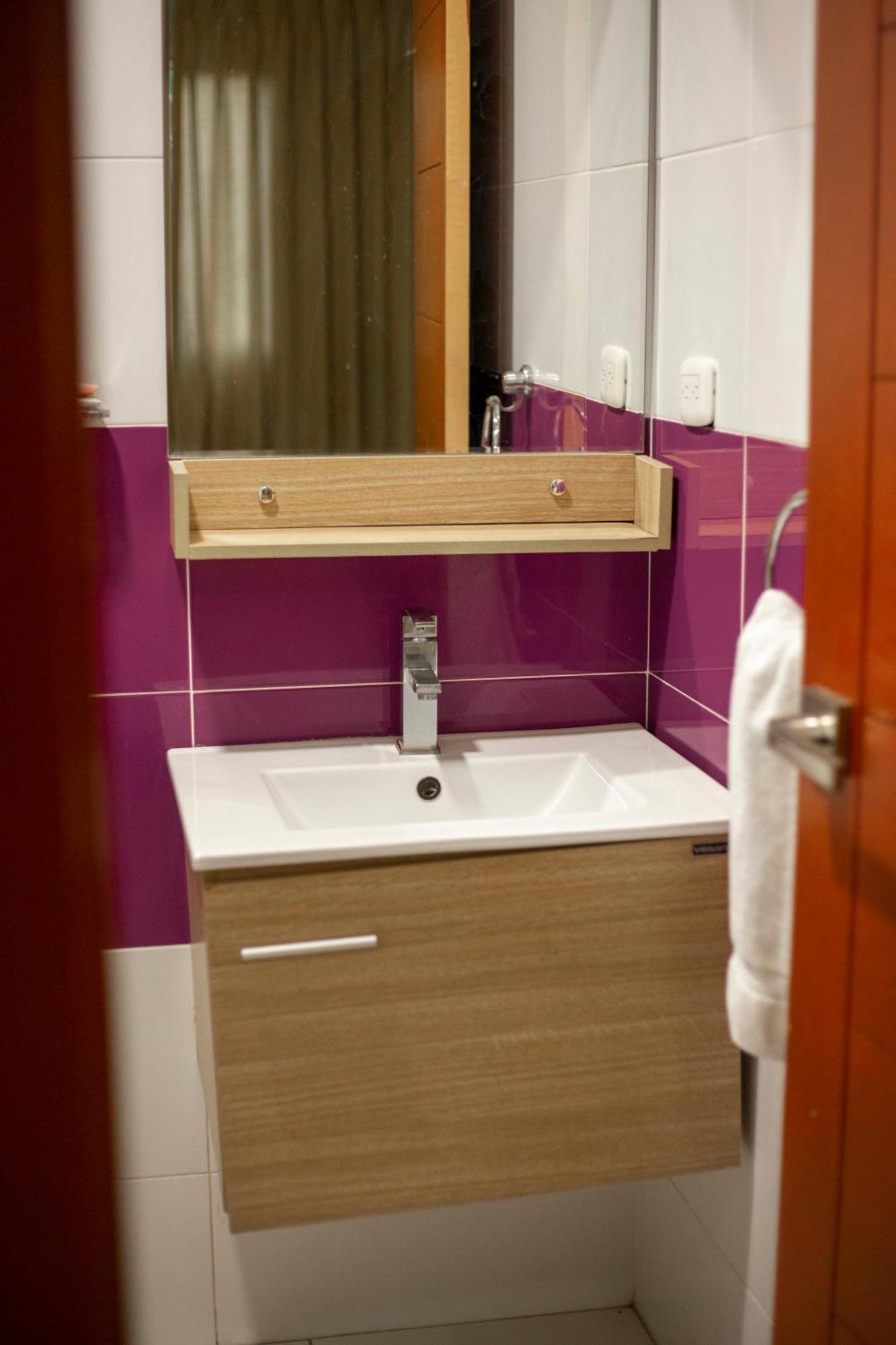 באני Dpravia Hotel Srl מראה חיצוני תמונה