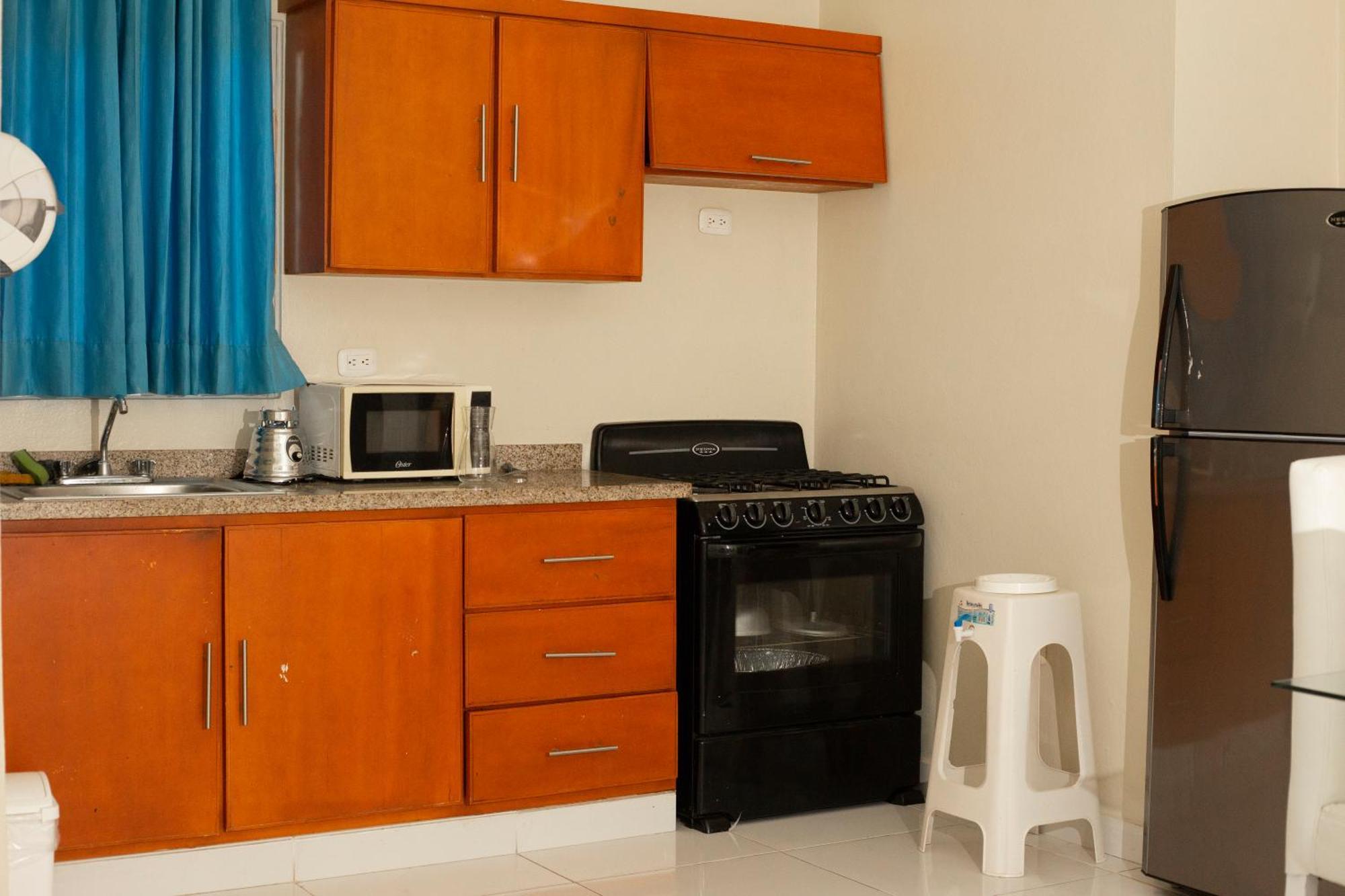 באני Dpravia Hotel Srl מראה חיצוני תמונה